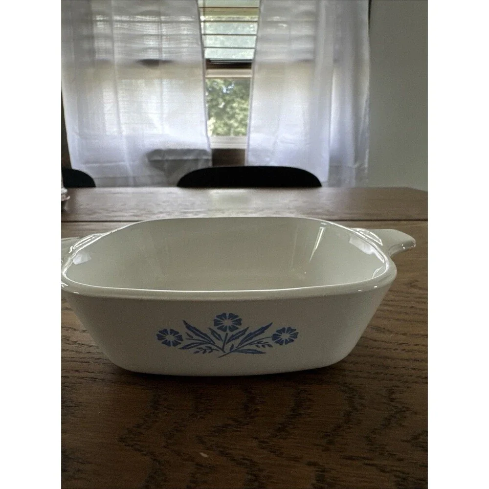 Vintage Corning Ware 1 QT Blue Cornflower P-1-B Casserole Dish